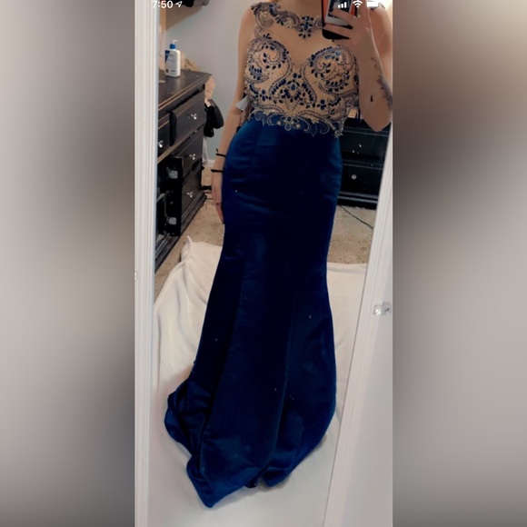 Royal blue prom dress - Picture 3 of 3